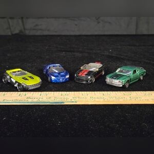 Matchbox & Die-Cast Sports Car Toy Lot 4pc